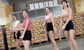 椰树回应直播被骂擦边